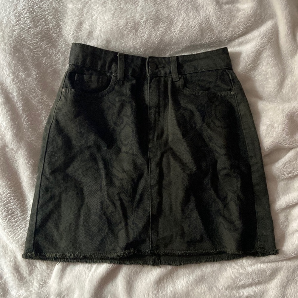 Hollister - Snakeprint Denim Mini Skirt